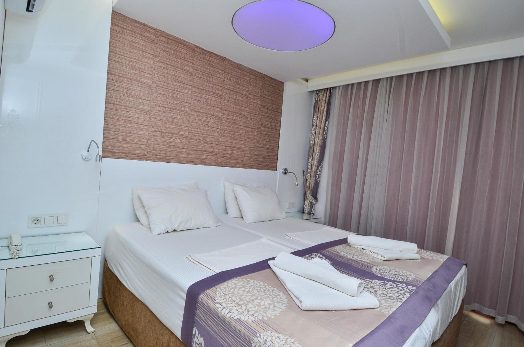 Tropic Beach Club Side Hotel Екстер'єр фото