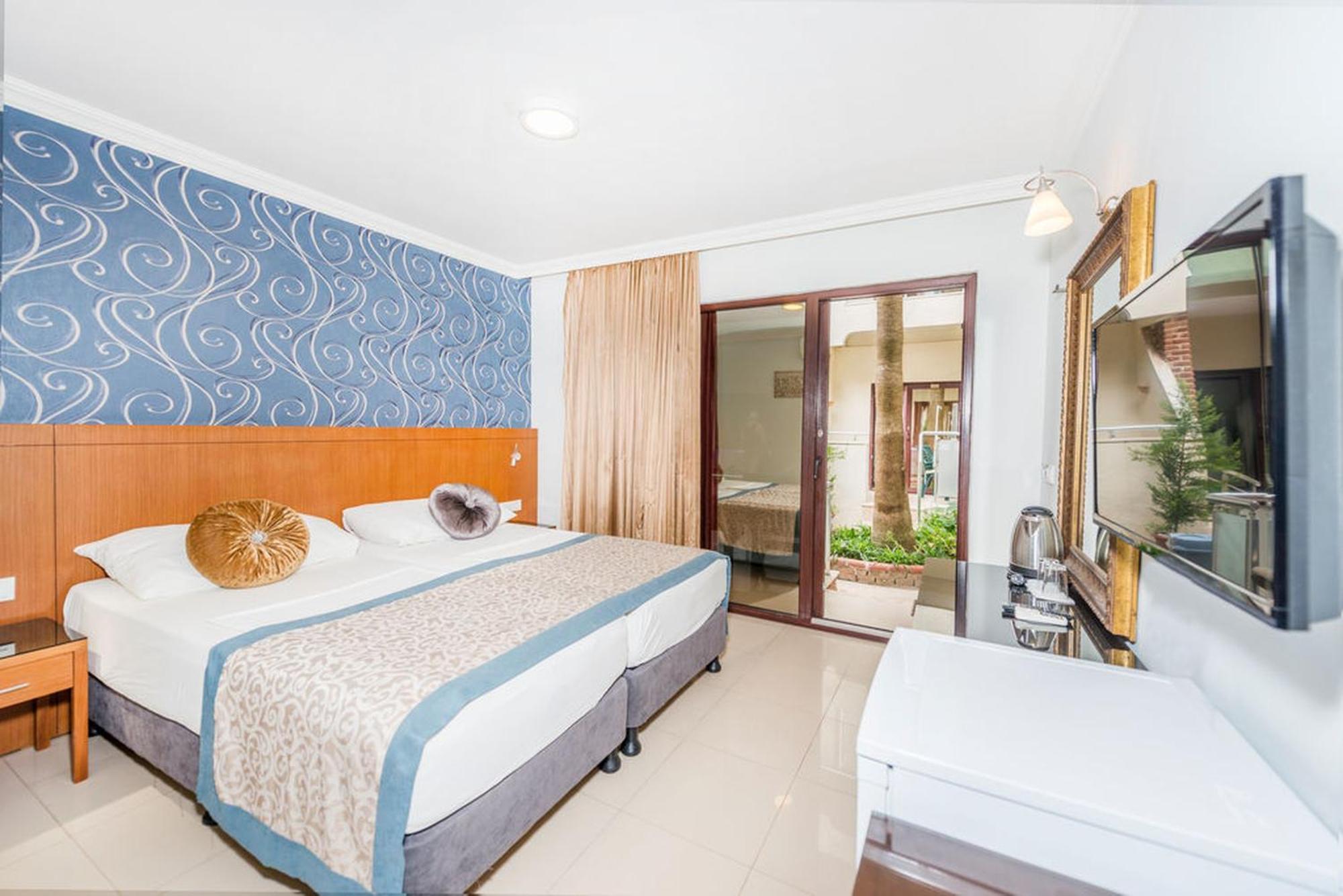 Tropic Beach Club Side Hotel Екстер'єр фото