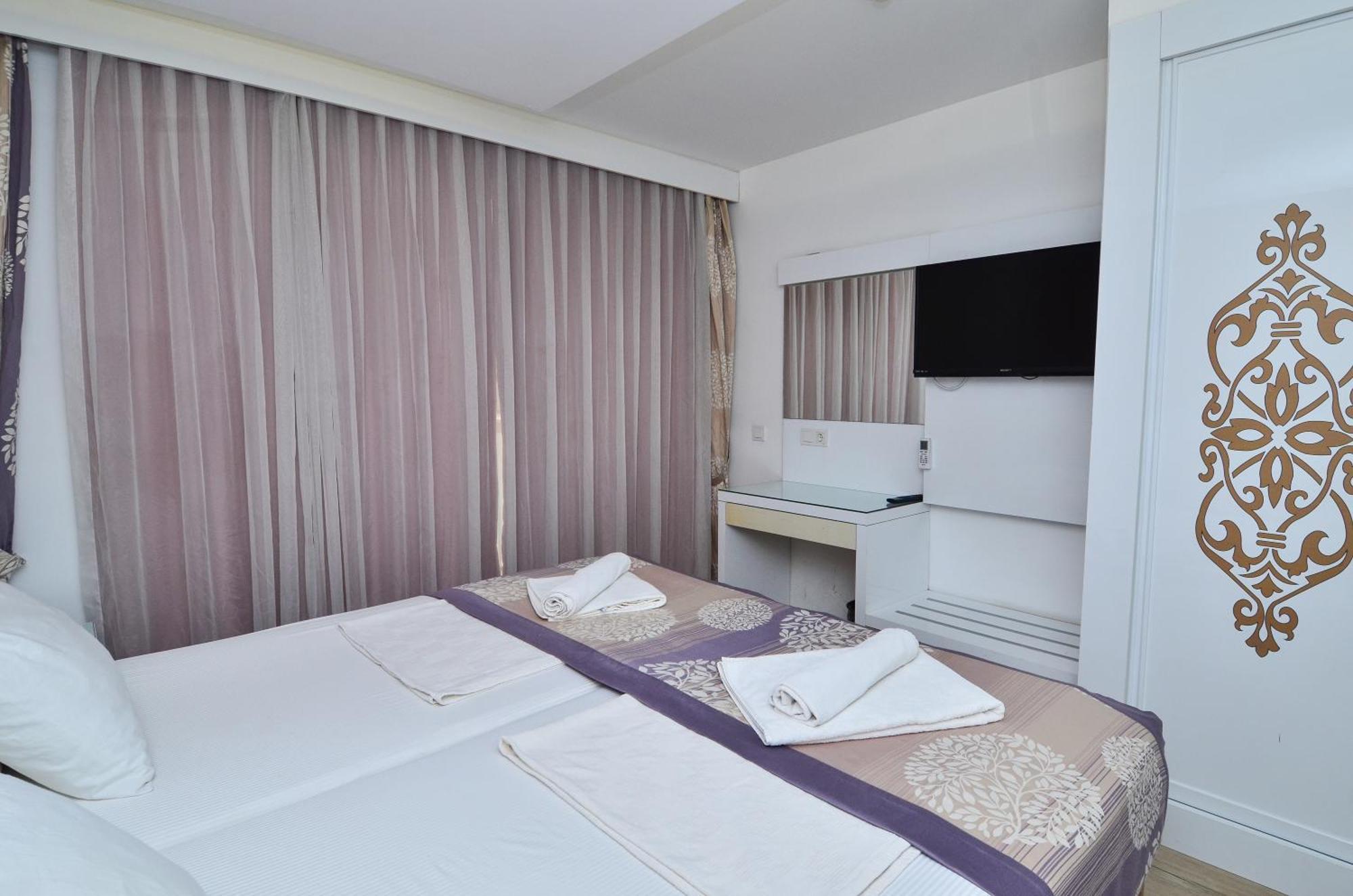 Tropic Beach Club Side Hotel Екстер'єр фото