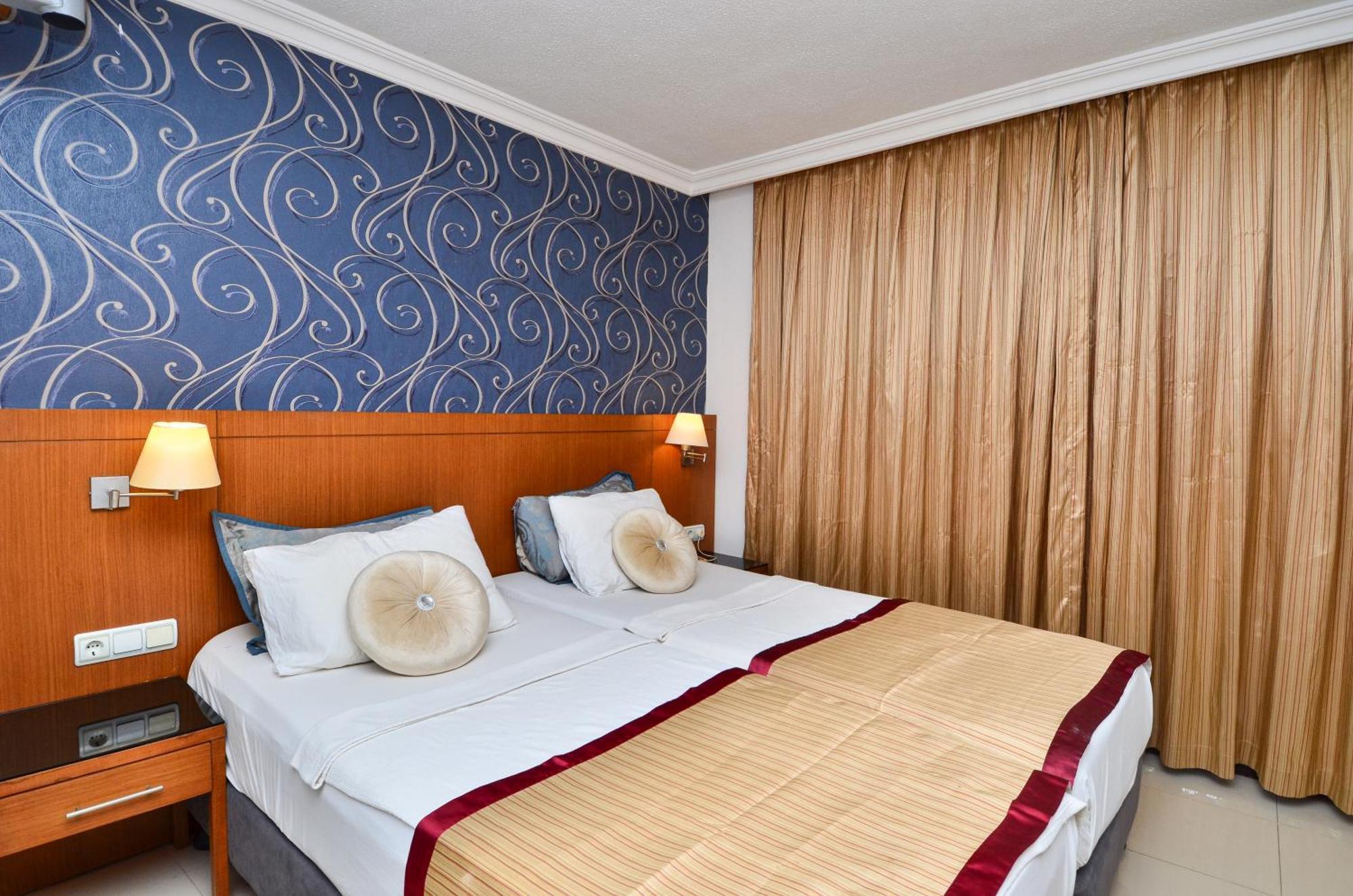 Tropic Beach Club Side Hotel Екстер'єр фото