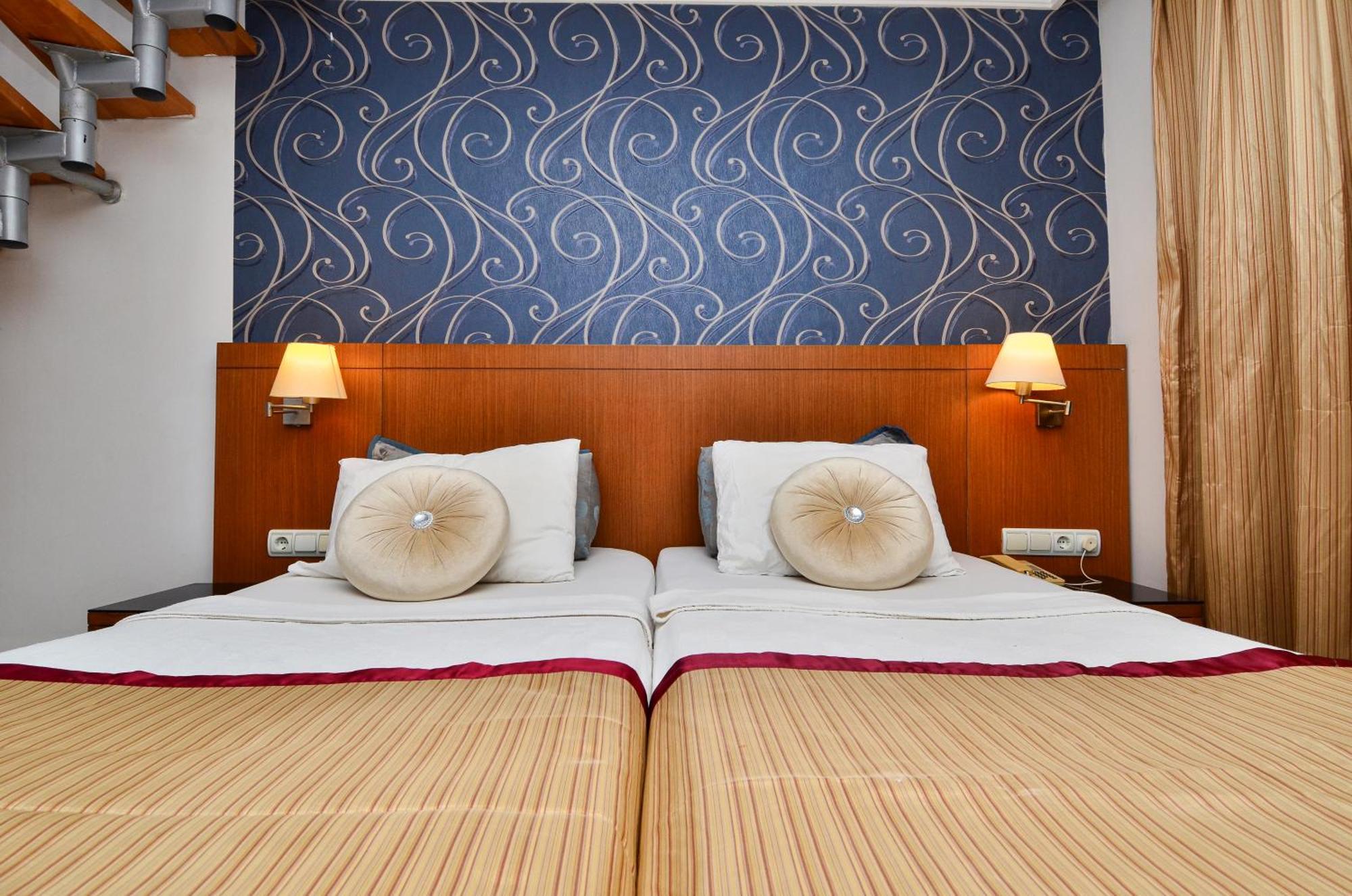 Tropic Beach Club Side Hotel Екстер'єр фото