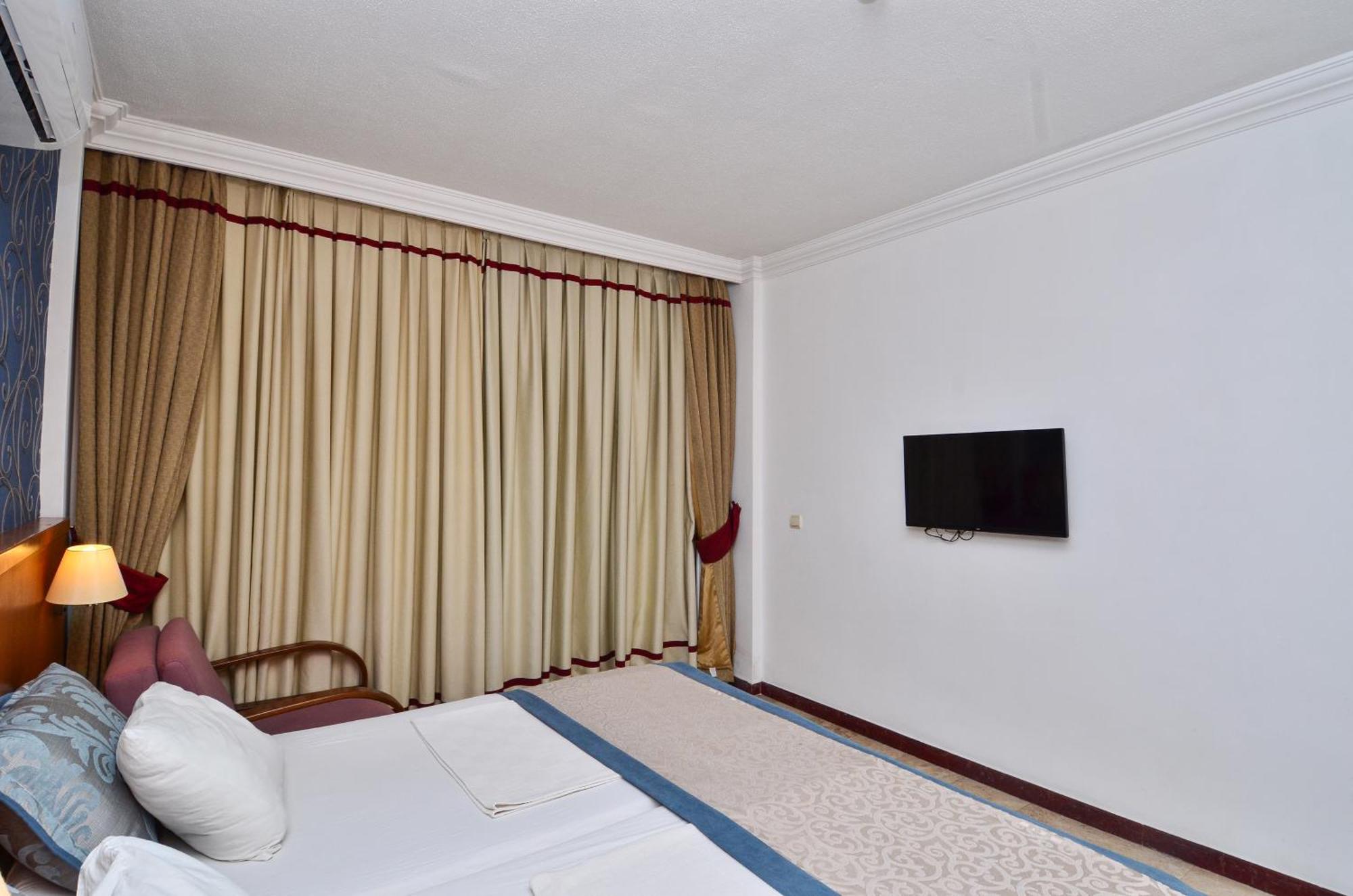 Tropic Beach Club Side Hotel Екстер'єр фото